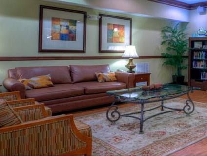 Country & By Radisson, Chester, Va Hotel